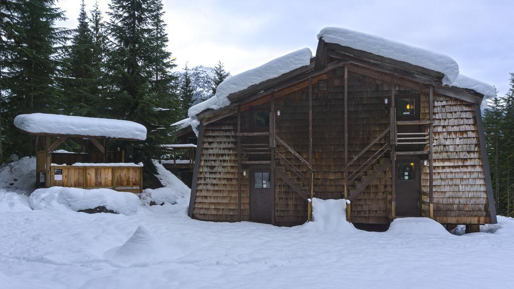 Ubc Whistler Lodge Exterior foto