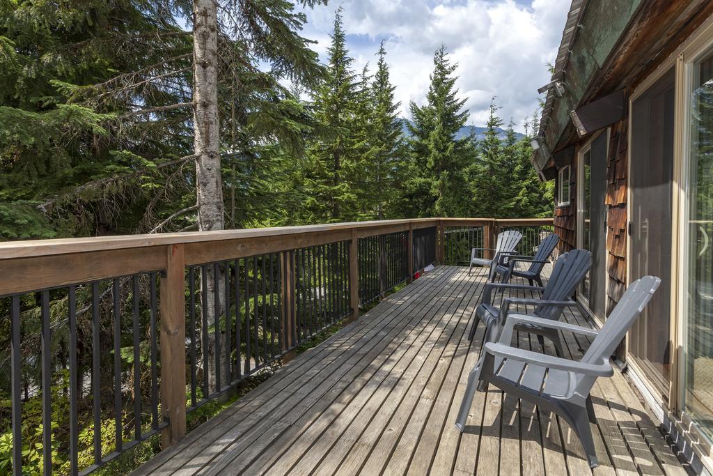 Ubc Whistler Lodge Exterior foto