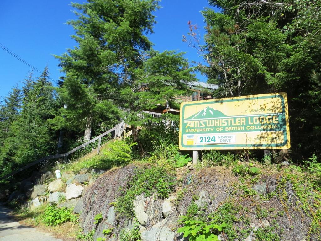 Ubc Whistler Lodge Exterior foto